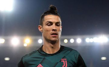 Ronaldo fərqli maska taxdı - FOTO