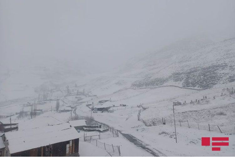 Azərbaycanın bu bölgəsinə qar yağdı  - FOTO