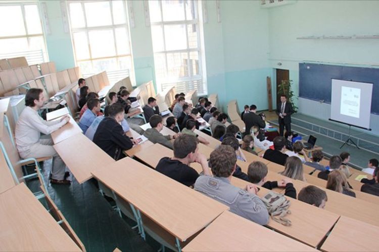 Təhsil Nazirliyi: Bu kateqoriyaya aid olan tələbələrin sayı hazırda 20 mindən çoxdur