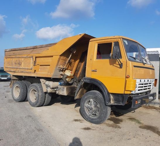 Polisin əmrinə tabe olmayan "KamAz" sürücüsü həbs edildi