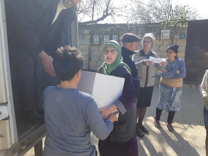 “TRUST” Mühafizə Şirkəti aztəminatlı ailələrə ərzaq yardımı göstərdi - FOTO