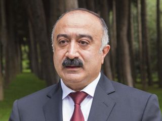 Arif Məmmədov “Şöhrət” ordeni ilə təltif edildi