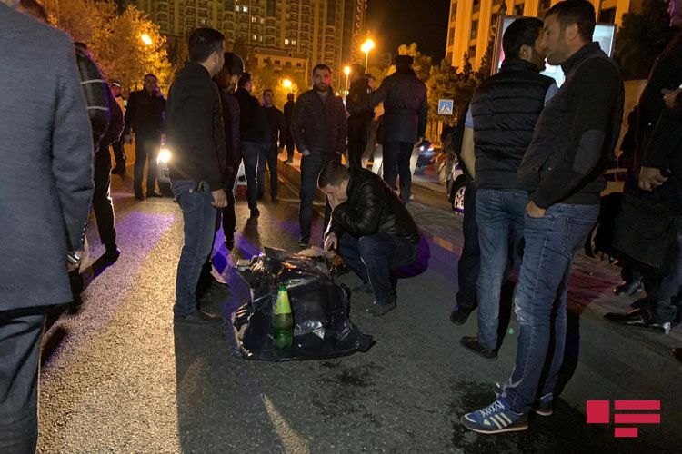 Bakıda avtomobil piyadanı vuraraq öldürdü - FOTO - VİDEO