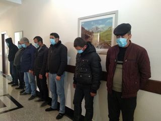 Karantində qumar oynadılar