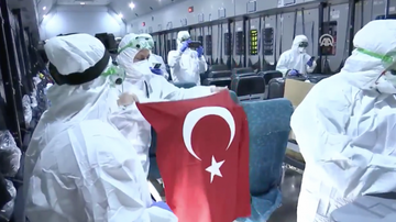 Türkiyədə koronavirusa yoluxan tibb işçilərinin sayı AÇIQLANDI
