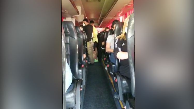 Bakıdan rayona sərnişin daşıyan avtobus saxlanıldı  - VİDEO