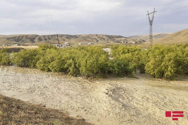 Balakənçayda sel oldu