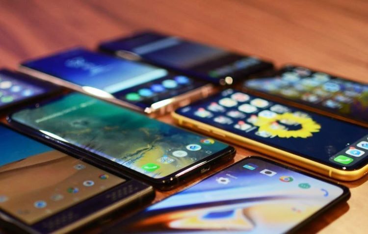 Mobil telefonlar gömrükdə yazılı formada bəyan ediləcək