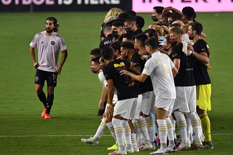 Bekhemin klubunun futbolçuları oyunu boykot etdilər – SƏBƏB