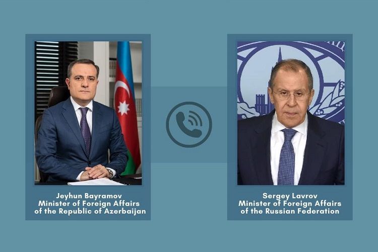 Azərbaycan və Rusiya XİN başçıları arasında telefon danışığı olub