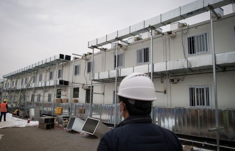 Çində koronavirus xəstələri üçün mobil xəstəxananın inşası başa çatıb - FOTOLENT