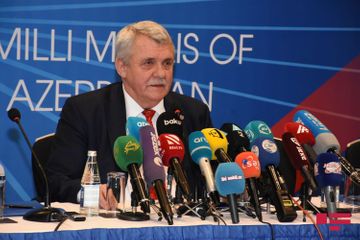 Slovakiyalı deputat: "Heç bir qanun pozuntusu ilə qarşılaşmadım”