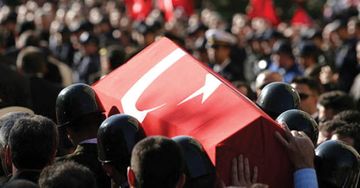 Türkiyə İdlibdə daha iki hərbçisini itirdi 