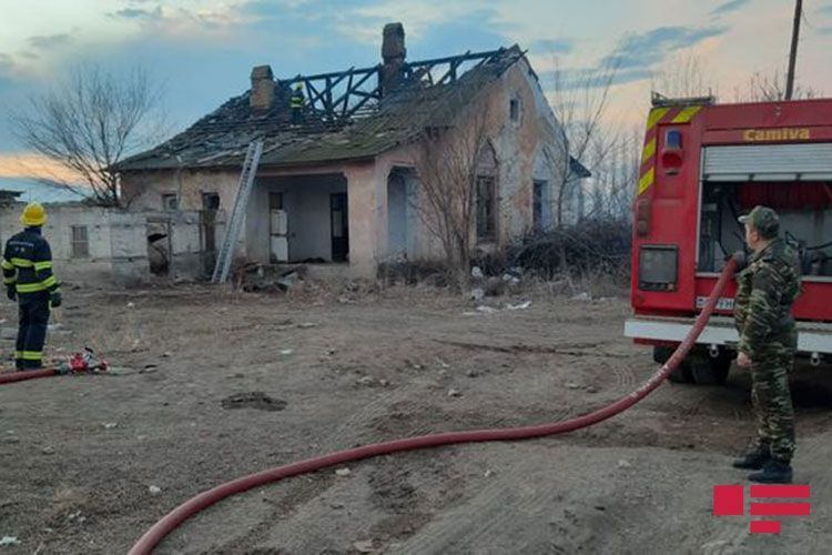 FHN atanın oğlunu öldürməsinə səbəb olan evin yanması barədə məlumat yayıb - FOTO