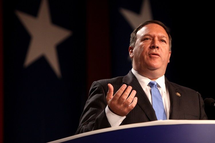 Pompeo Bağdaddakı ABŞ səfirliyi qarşısında baş vermiş insidenti sərt şəkildə qınayıb