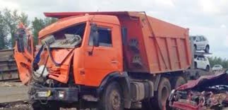  “KamAZ” “Jiquli” ilə toqquşdu: sürücülərdən bir öldü