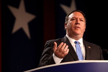 Pompeo Bağdaddakı ABŞ səfirliyi qarşısında baş vermiş insidenti sərt şəkildə qınayıb