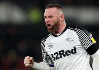 Runi İngiltərəyə qayıtdı və ilk qələbəsini qazandı