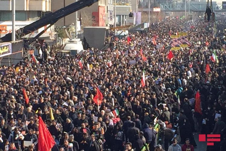 Tehranda Qasım Süleymani ilə vida mərasimi keçirilir - YENİLƏNİB