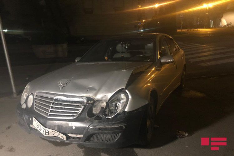 Bakıda 2 avtomobil toqquşub, xəsarət alan var - FOTO - VİDEO