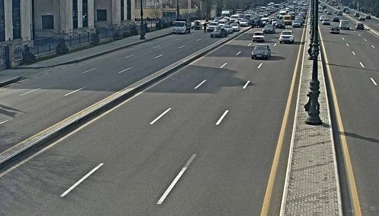 Bakıda qəza tıxaca səbəb oldu