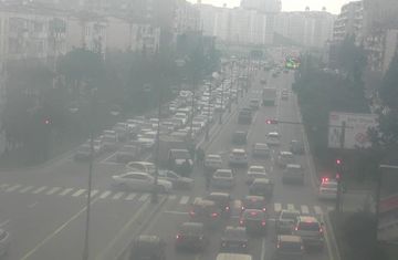 Paytaxtda qəza tıxaca səbəb oldu