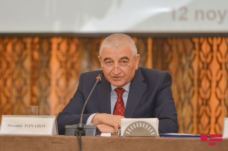 Məzahir Pənahov sosial şəbəkələrlə bağlı xəbərdarlıq etdi