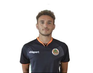 Daha bir futbolçu milliləşdirildi