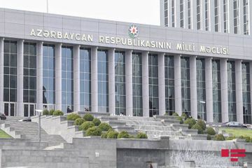 Parlament seçkilərində iştirak etməyəcək deputatların SİYAHISI
