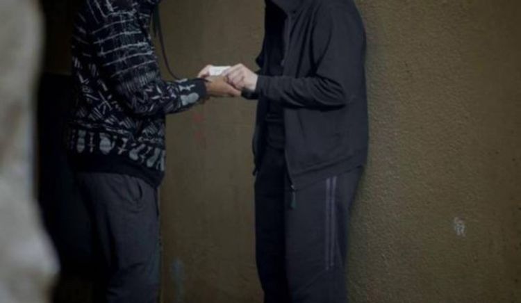 Narkotik saxlayan şəxs ələ keçdi 