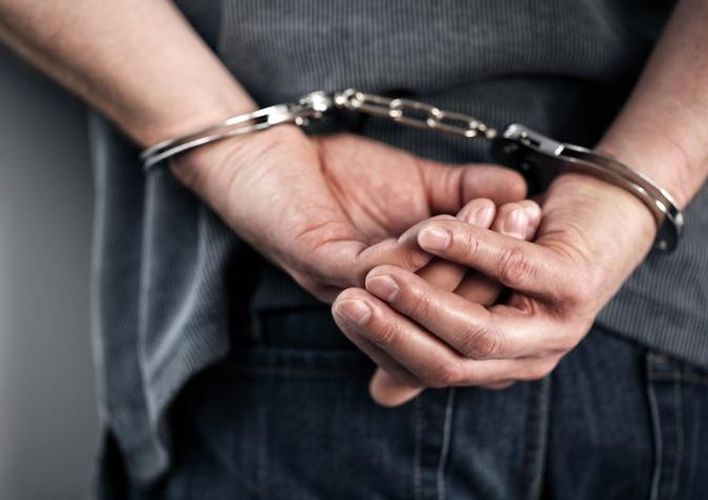  Keçmiş məhkum əcnəbiyə qarşı soyğunçuluq etdi 
