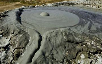 Azərbaycandakı vulkan qazpaylayıcı stansiya üçün təhlükə yaradır