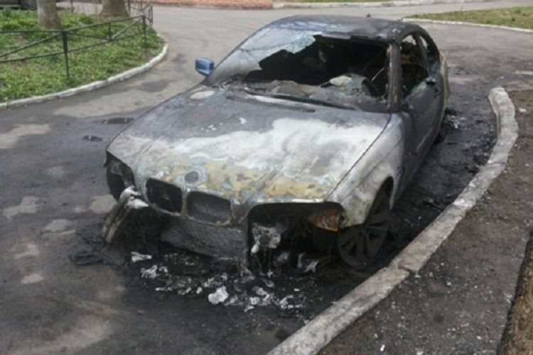 Bakıda BMW yandı - VİDEO