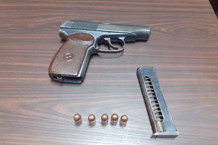 Bakıda silahlı keçmiş məhkum saxlanıldı