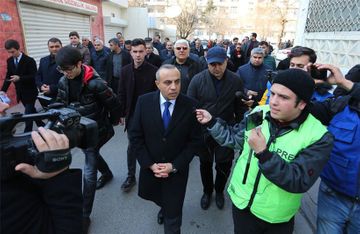 Azay Quliyev Ə.Naxçıvani küçəsinin seçiciləri ilə görüşüb - FOTO - VİDEO