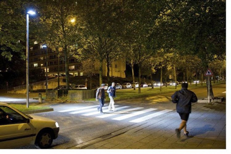 Bakıda piyada keçidlərinin işıqlandırılmasına başlanıldı