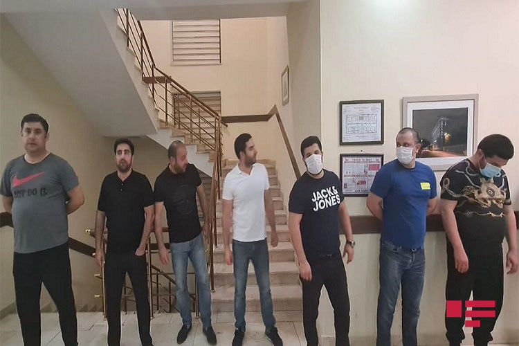 Bakıda kafedə məclis təşkil edənlər saxlanıldı - FOTO