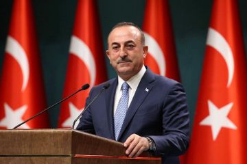 Çavuşoğlu: “Fransa Türkiyədən üzr istəməlidir”
