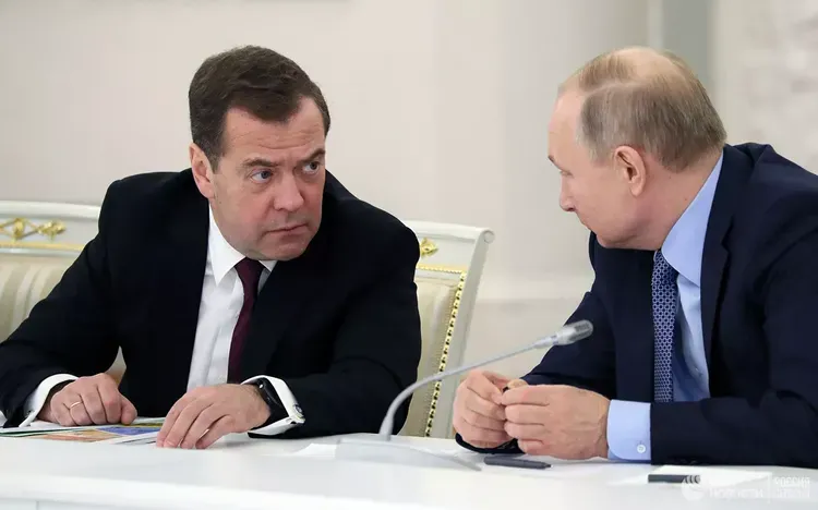 Medvedev Putinlə münasibətlərindən danışdı