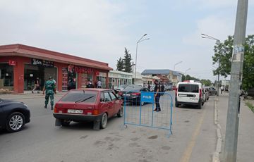 Şəffaf arakəsmələrlə bağlı taksilərə xəbərdarlıq edildi - FOTO