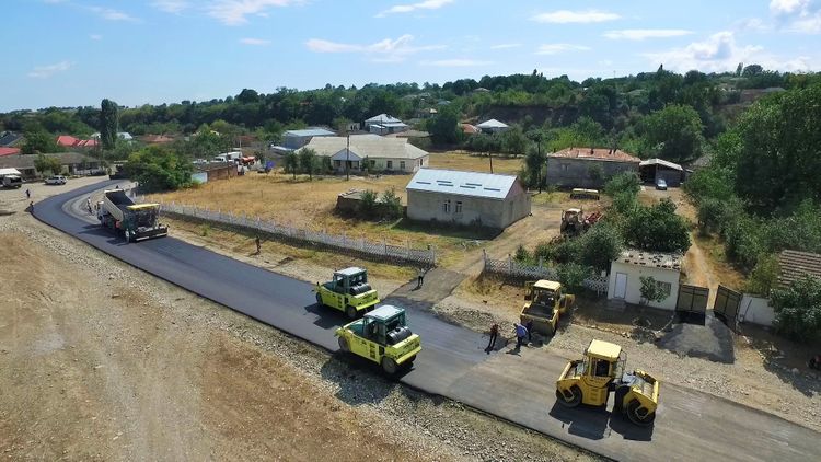Azərbaycanda 2 km-dən yüksəkdə aparılan yol tikintisi yekunlaşır - FOTO