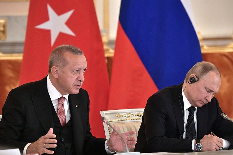 Ərdoğan Putinlə Azərbaycan-Ermənistan sərhədindəki vəziyyəti müzakirə etdi