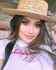 Sabiq məmurun qızı vətəndaşa söyüş yağdırdı: "Gecə evə zəng vurub..." - FOTO