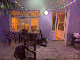 Sahibi qadın olan kafe karantin qaydalarını pozdu  