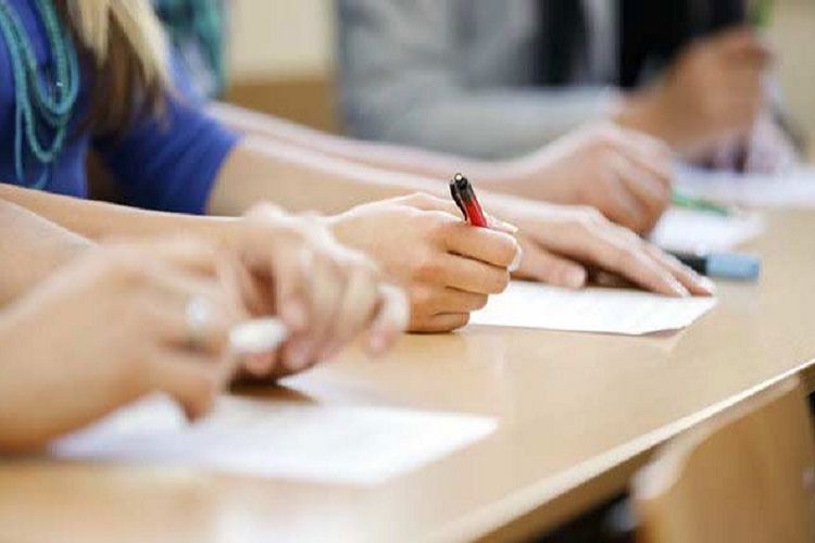 Ali və tam orta təhsil müəssisələrinə sənəd qəbulu başa çatdı