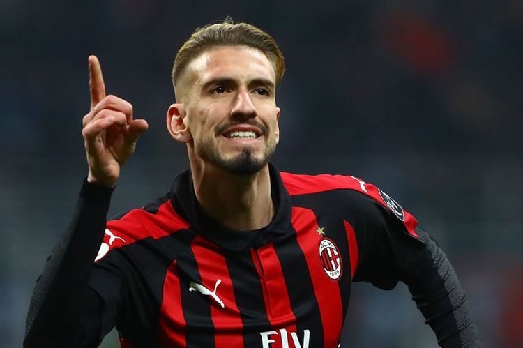 "Milan"ın futbolçusuna silahlı hücum edildi