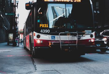 Ekspress marşrutlarda sərnişindaşımalar dayandırılır