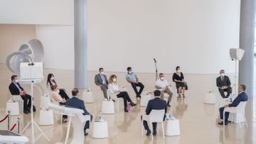 Prezident köməkçisi jurnalistlərlə görüşdü