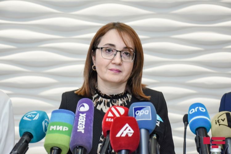 "TƏBİB insanları maska taxmağa məcbur edə bilməz" - Yaqut Qarayeva