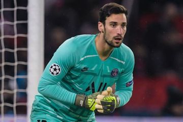 "Qalatasaray" "Sevilya"nın qapıçısını istəyir